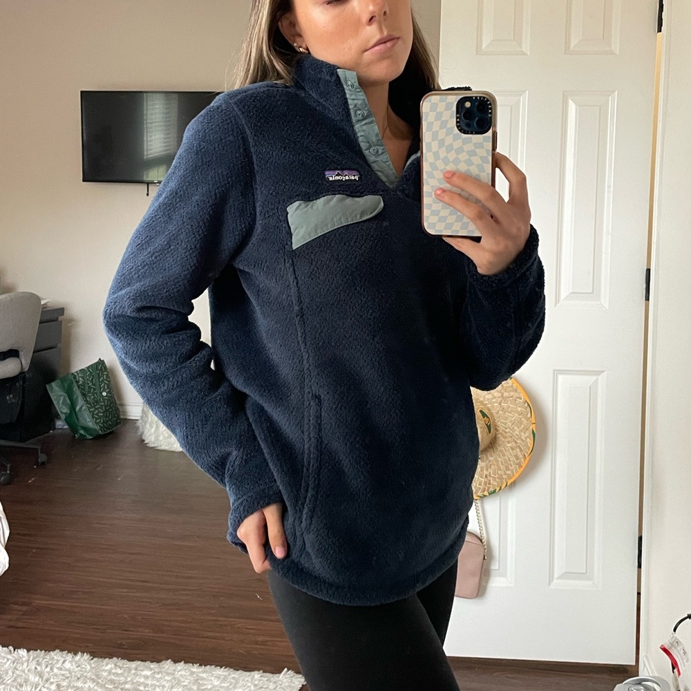 Patagonia Navy Blue Fleece Pullover